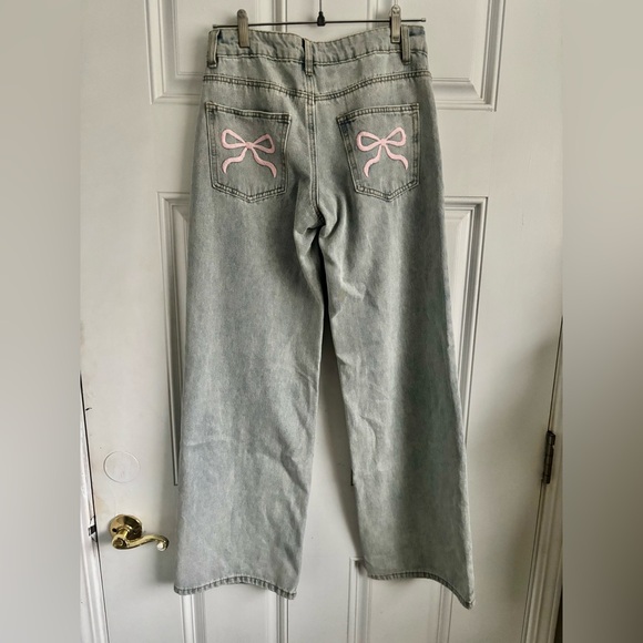 Edikted low rise wide leg bow jeans size xs - Picture 8 of 9